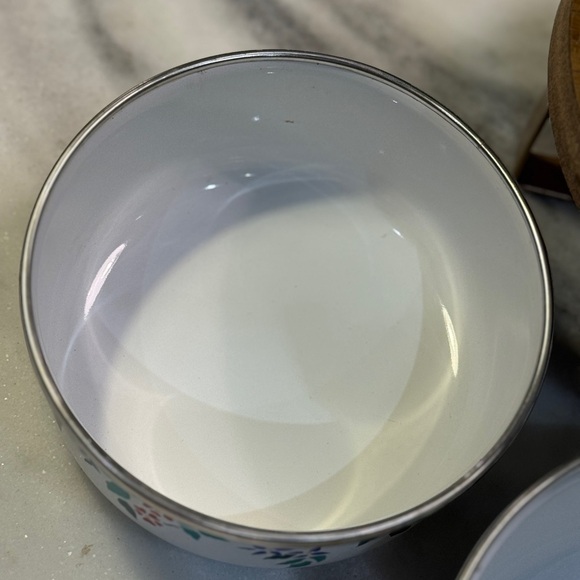Vintage Kobe Kitchen Bowls Floral Pattern Enamel Metal Mixing Nesting Bowls - Picture 10 of 11